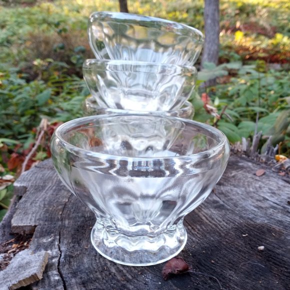 Vintage 4 Ice Cream Dishes